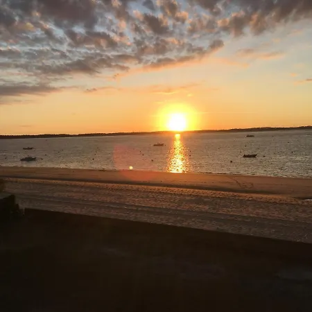 Perreire Premiere Ligne Les Pieds Dans L Eau Vue Magnifique Sur Le Bassin Apartamento *